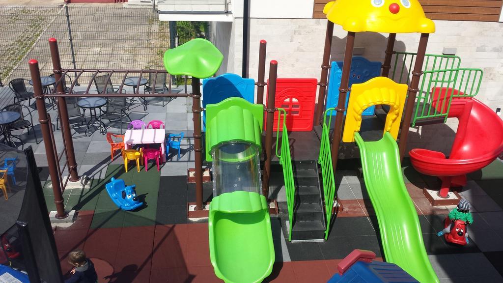 Marina Jastarnia Apartamenty W Budynku Z Basenem Exterior foto